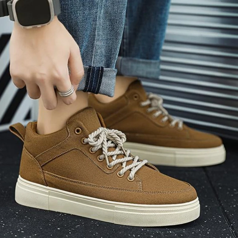 Męskie trampki na grubej podes – Canvas Sneaker High recenzja i cena